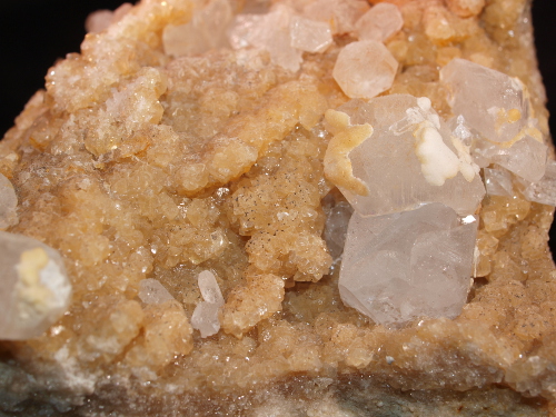 Strontium celestite-yellow