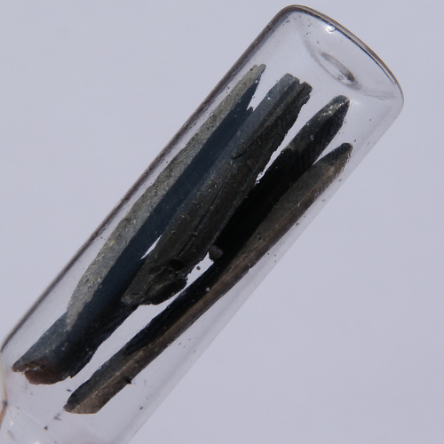 lithium-metallic mineral